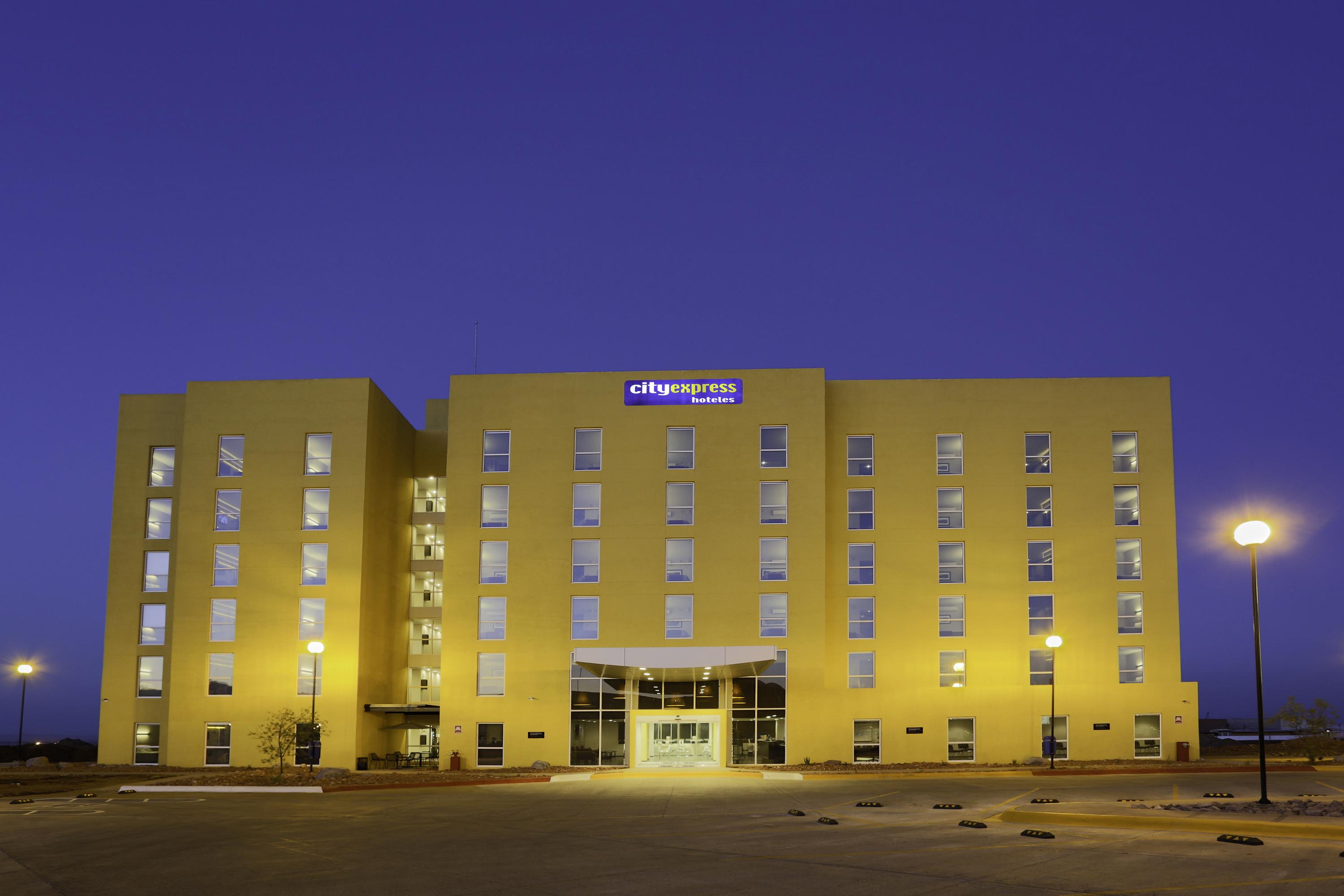 City Express By Marriott Cananea Exterior photo
